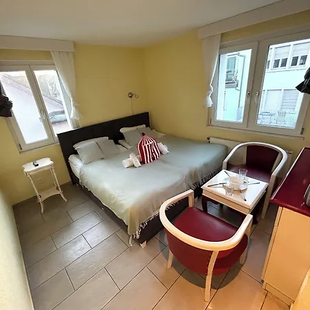 Gasthaus210 Guest house